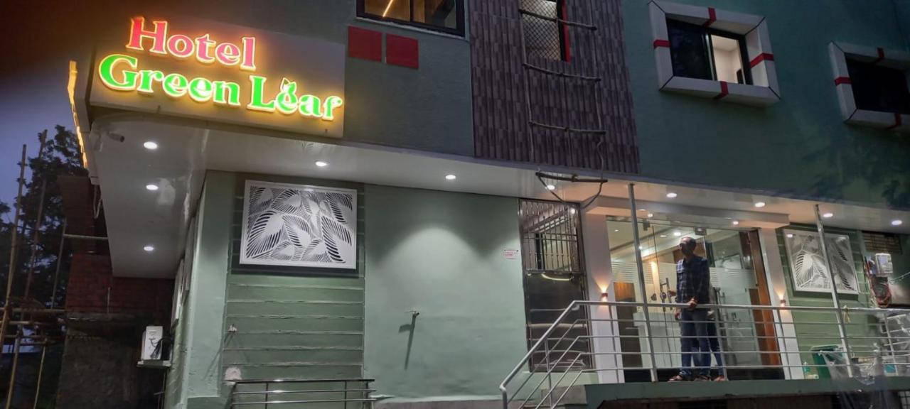 Green Leaf Hotel Ujjain Bagian luar foto